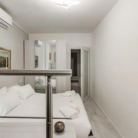 Way Rent- Bilocale Old Daire *